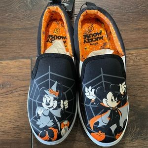 Disney Mickey Mouse & Minnie Mouse Slip-On Size 5